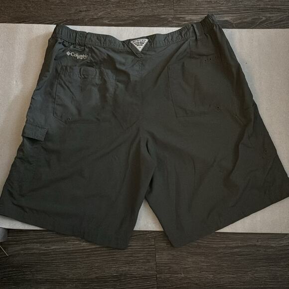 Columbia PFG Omni-Shade Lightweight Men’s Shorts Gray Size 40 Gorpcore Hiking - Picture 2 of 10